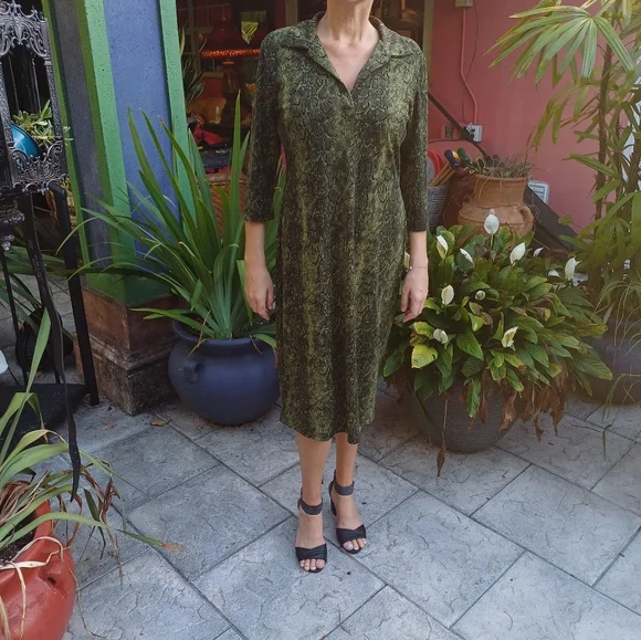 green snakeskin dress 1980S Martha's Emerald Green Snake Print Silk Satin Long Sleeved Wrap Cocktail Dress